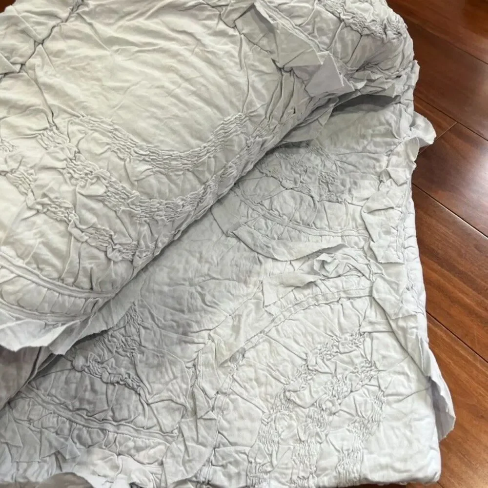 Anthropologie Rivulets Tufted Full Quilt Set Grey Ruched Ruffles